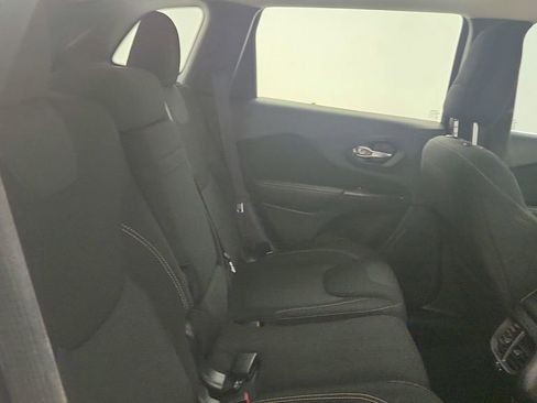 Used 2017 Jeep Cherokee Latitude image 26