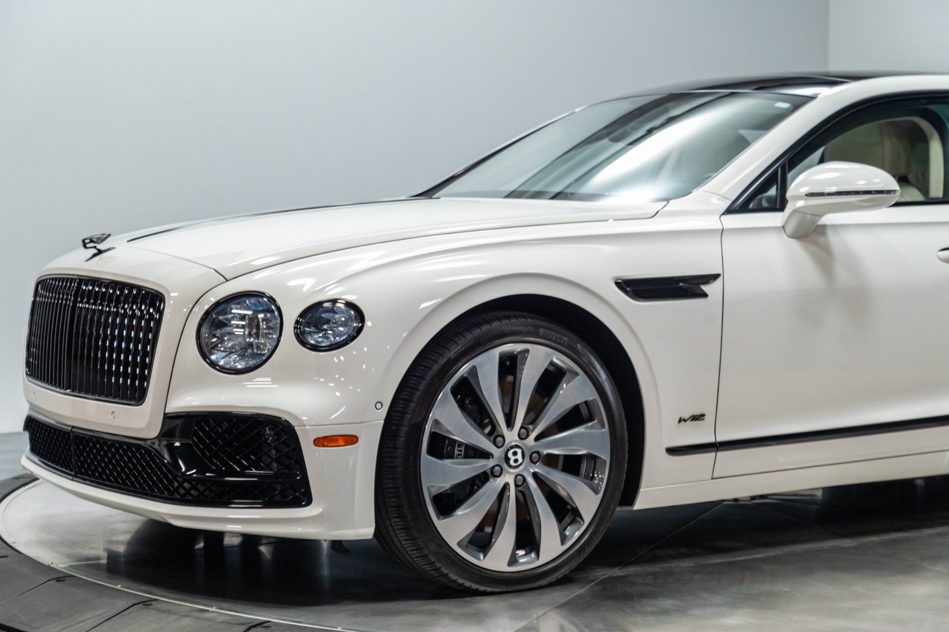 Used 2021 Bentley Flying Spur W12 AWD/4WD image 4