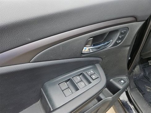 Used 2023 Honda Ridgeline RTL-E image 16