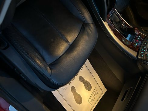 Used 2013 Buick LaCrosse Leather image 11