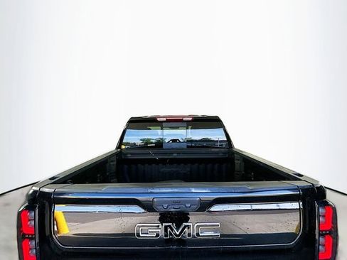 Used 2023 GMC Sierra 1500 AT4 w/ AT4 Preferred Package AWD/4WD image 27