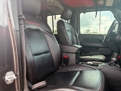 Used 2019 Jeep Wrangler Unlimited Rubicon AWD/4WD image 21