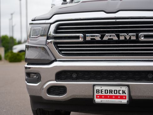 Used 2020 RAM 1500 Laramie AWD/4WD image 9
