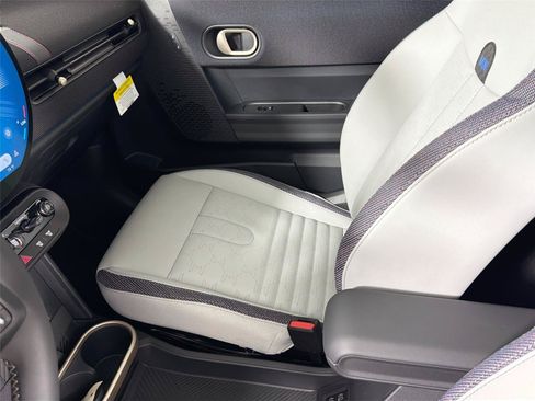 New 2026 MINI Cooper 2-Door Hardtop FWD image 22