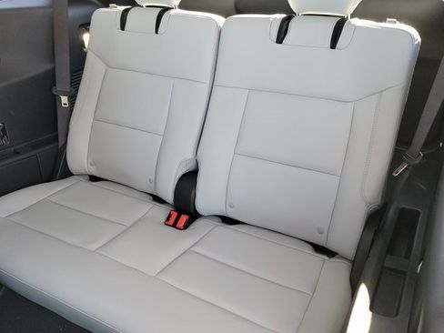 New 2026 Ford Explorer Platinum w/ LUX Leather Package image 8