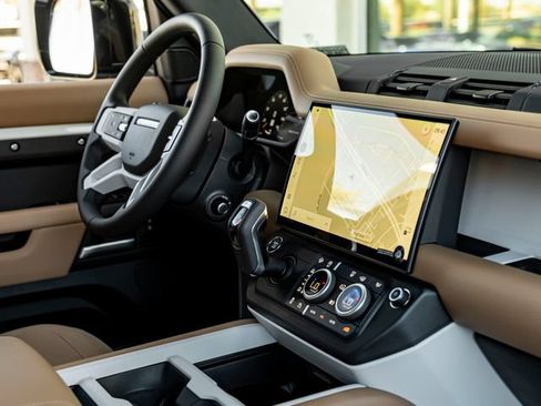 New 2026 Land Rover Defender 110 S AWD/4WD image 40