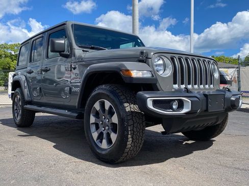 Used 2020 Jeep Wrangler Unlimited Sahara w/ Dual Top Group AWD/4WD image 33