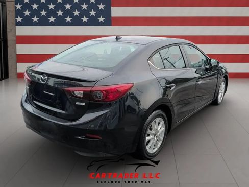 Used 2016 MAZDA MAZDA3 i Touring w/ Popular Equipment Package FWD image 5