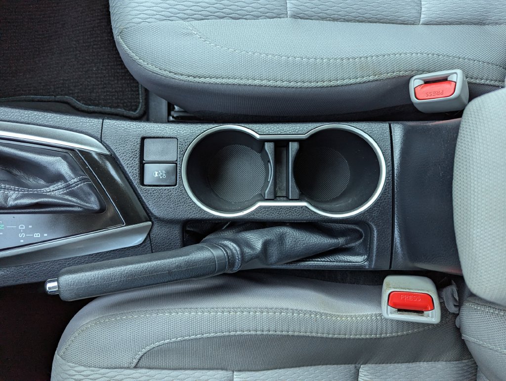 Used 2016 Toyota Corolla LE FWD image 26