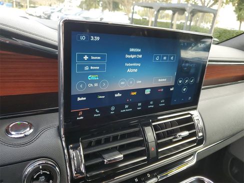 Certified 2022 Lincoln Navigator L Reserve image 27