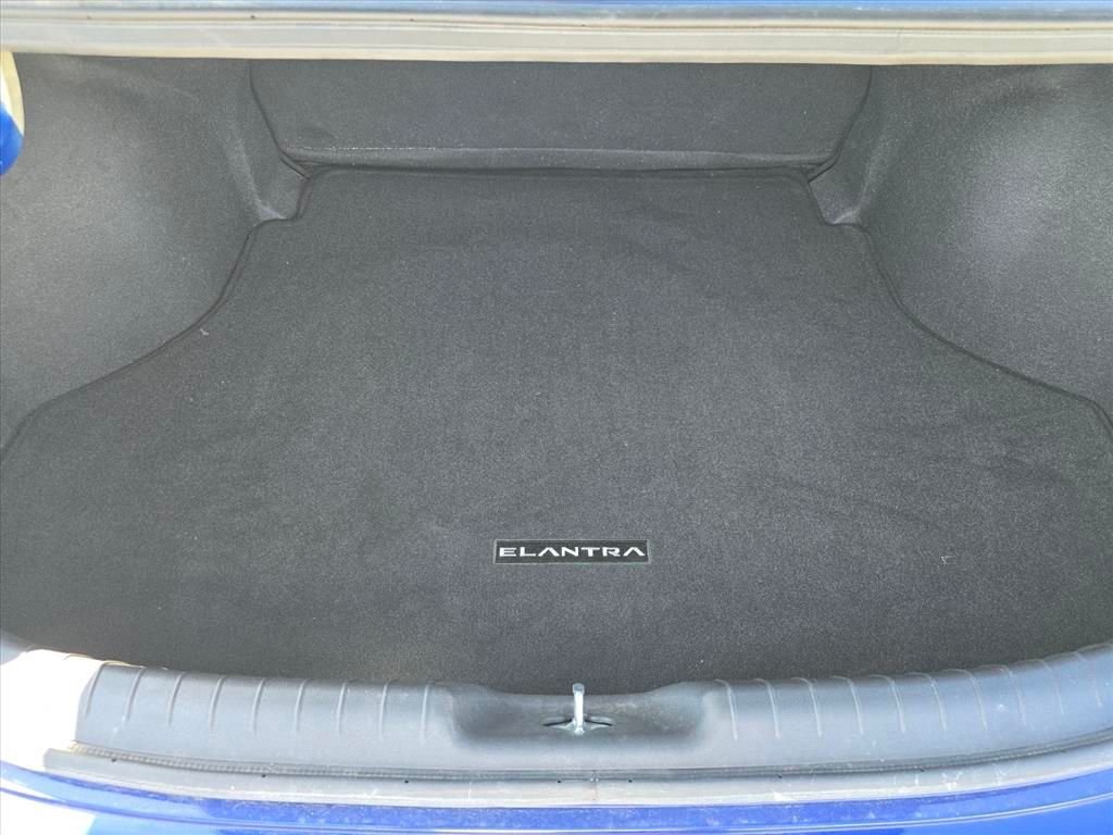 Used 2023 Hyundai Elantra SEL w/ Convenience Package FWD image 26