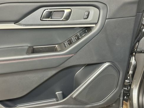 New 2026 Ford Explorer ST-Line AWD/4WD image 21