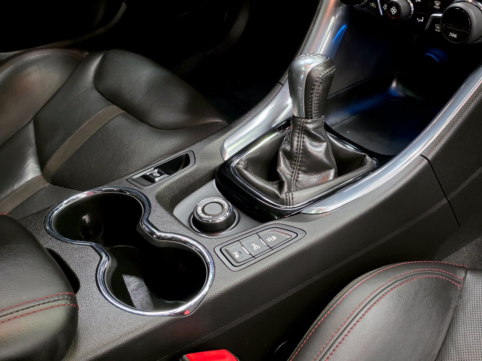 Used 2016 Chevrolet SS RWD image 5