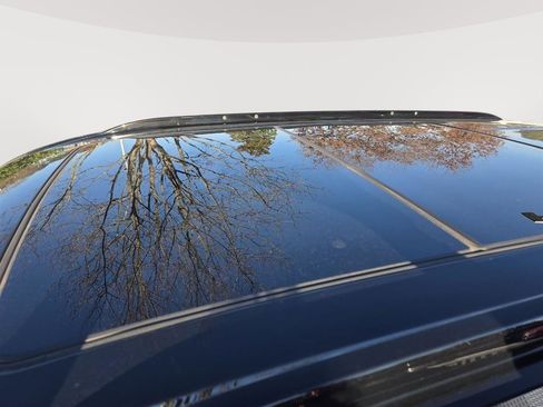 Used 2021 Chevrolet Blazer RS w/ Enhanced Convenience Package image 13