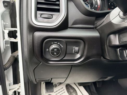 Used 2023 RAM 2500 Big Horn w/ Level 1 Equipment Group AWD/4WD image 18