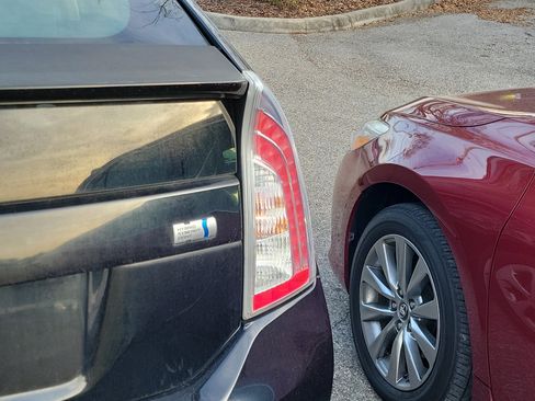 Used 2014 Toyota Prius Three image 18