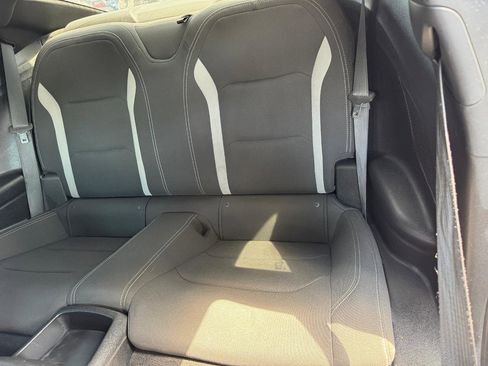 Used 2018 Chevrolet Camaro SS RWD image 8