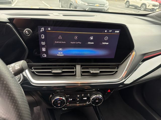 Certified 2024 Chevrolet Trax RS w/ Driver Confidence Package FWD image 17