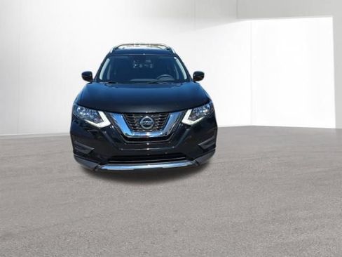 Used 2019 Nissan Rogue S w/ Special Edition Package AWD/4WD image 10