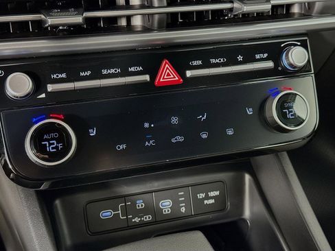 New 2026 Hyundai Santa Cruz SEL FWD image 17
