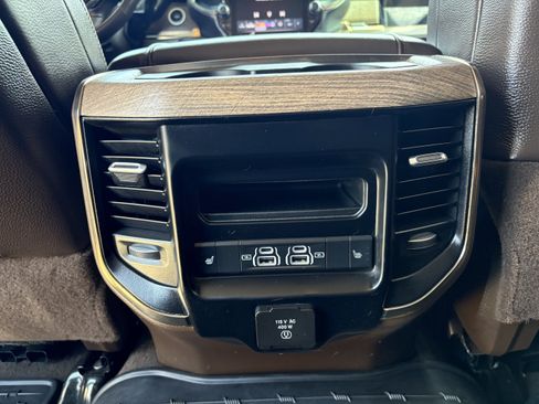 Used 2025 RAM 3500 Longhorn AWD/4WD image 23