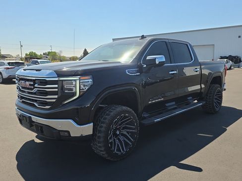 Used 2025 GMC Sierra 1500 SLT w/ SLT Premium Plus Package AWD/4WD image 3