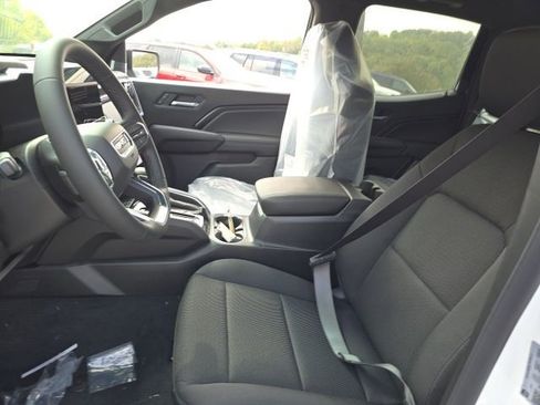 New 2026 GMC Canyon Elevation w/ Convenience Package image 4