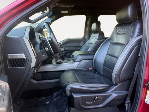 Used 2018 Ford F150 Raptor w/ Equipment Group 802A Luxury AWD/4WD image 2