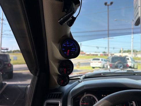 Used 2018 RAM 3500 Tradesman w/ Chrome Appearance Group AWD/4WD image 41