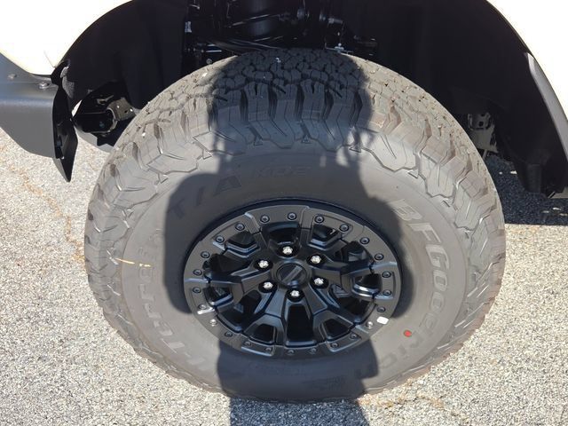 New 2026 Ford Bronco Raptor w/ Interior Carbon Fiber Pack AWD/4WD image 12