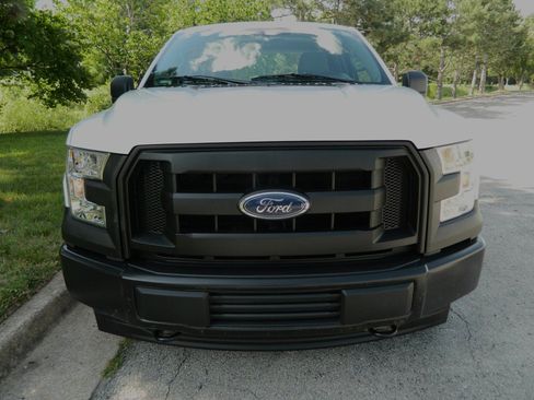 Used 2017 Ford F150 XL w/ Equipment Group 101A Mid AWD/4WD image 2