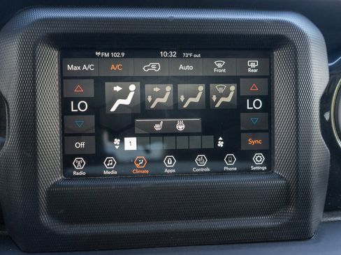 Used 2022 Jeep Wrangler Unlimited Sport AWD/4WD image 17