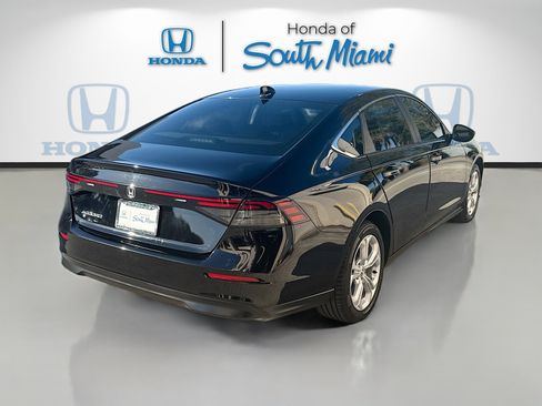 Certified 2023 Honda Accord LX image 7