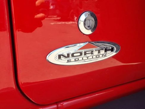 Used 2020 Jeep Wrangler Unlimited Sahara AWD/4WD image 23