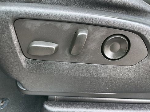 Used 2021 Chevrolet Tahoe Z71 image 29