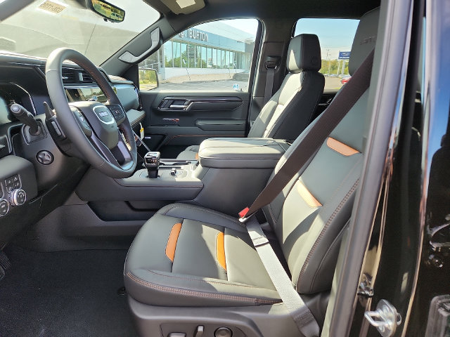 New 2026 GMC Sierra 1500 AT4 w/ Technology Package AWD/4WD image 9