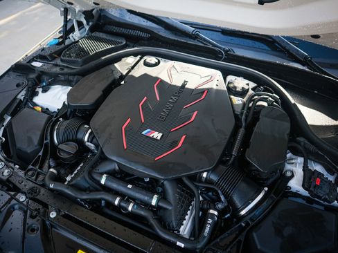 Used 2025 BMW M5 Touring image 33