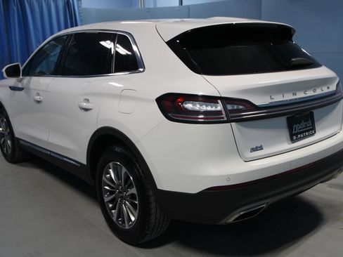 Used 2023 Lincoln Nautilus FWD image 30