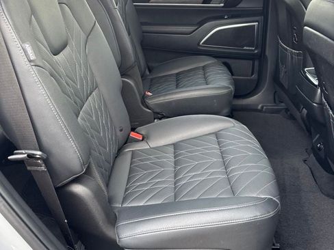 Used 2024 Kia Telluride SX X-Pro AWD/4WD image 27