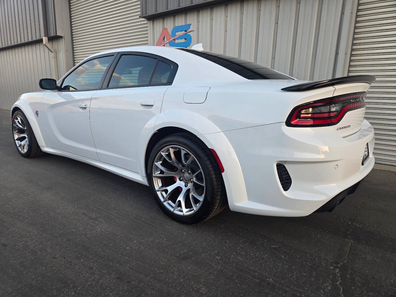 Used 2023 Dodge Charger SRT Hellcat w/ Harman/Kardon Audio Group RWD image 6