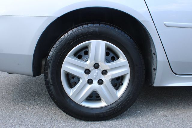 Used 2009 Chevrolet Impala LS FWD image 30