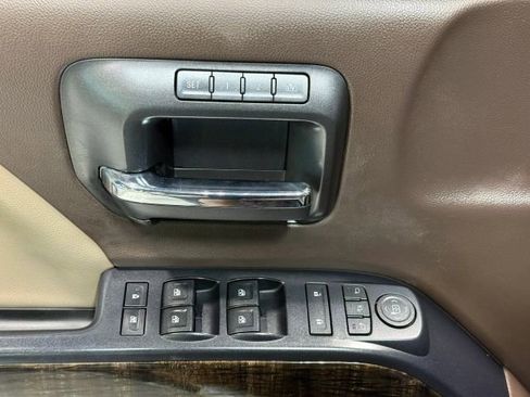 Used 2016 GMC Sierra 2500 Denali w/ Duramax Plus Package AWD/4WD image 13
