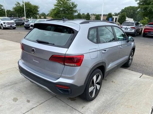 Used 2024 Volkswagen Taos S AWD/4WD image 3
