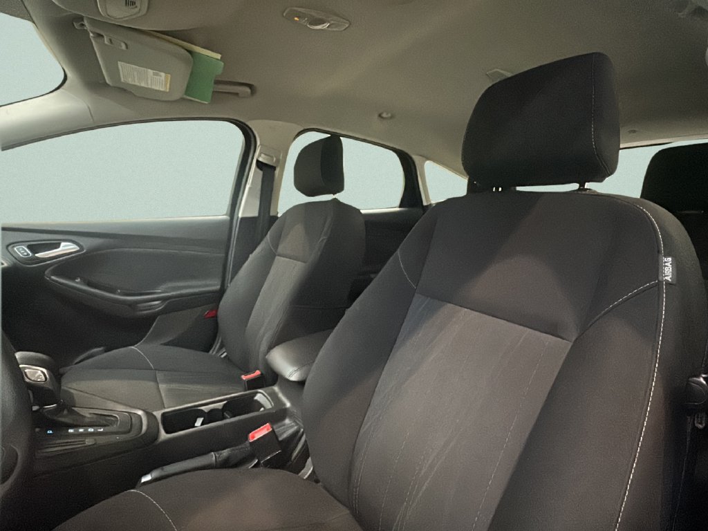 Used 2018 Ford Focus SE FWD image 11