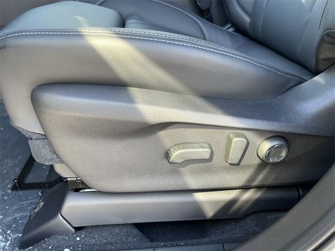 New 2026 Subaru Ascent Limited image 12