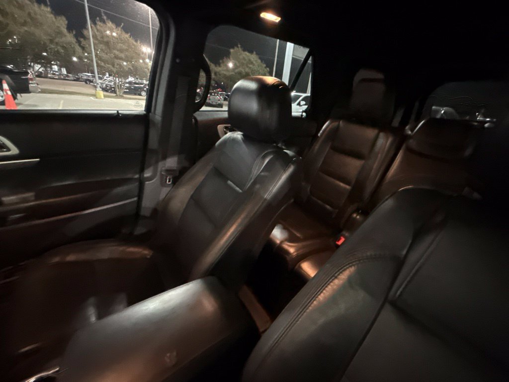 Used 2013 Ford Explorer XLT FWD image 16
