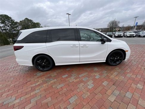 Used 2024 Honda Odyssey Sport image 36