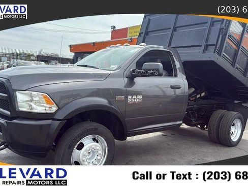 Used 2018 RAM 5500 Tradesman w/ Payload Upgrade Package AWD/4WD image 32