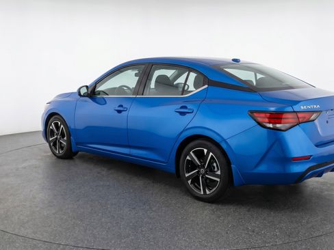 Used 2025 Nissan Sentra SV FWD image 6