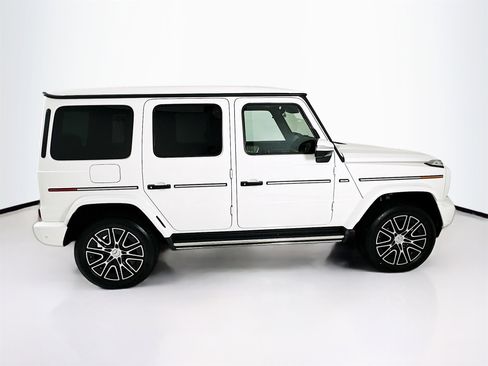 New 2025 Mercedes-Benz G 580 w/ EQ Technology image 9
